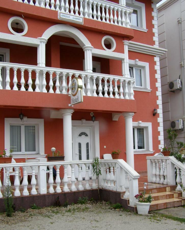 Hotel Wellness & Spa Angelo Gabriel Petrovac Exterior photo